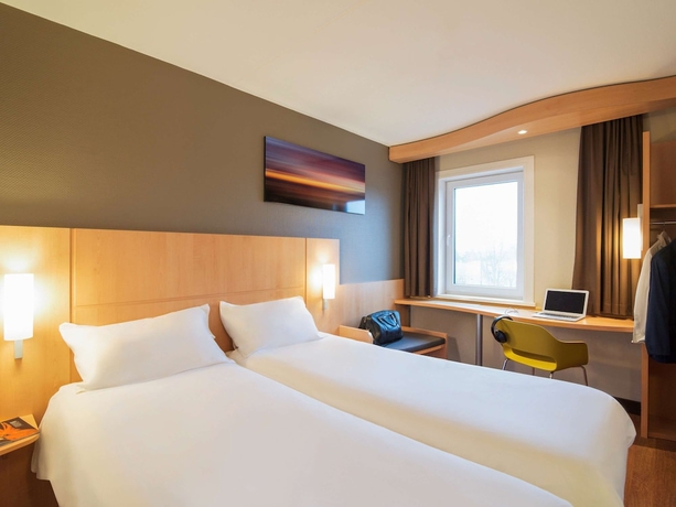 Imagen de la habitación del Hotel Ibis Rotterdam Vlaardingen. Foto 10
