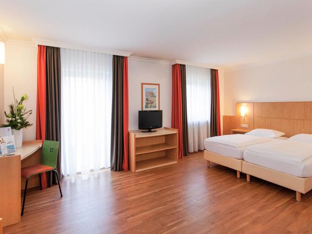 Imagen de la habitación del Hotel Ibis Saarbruecken City. Foto 16