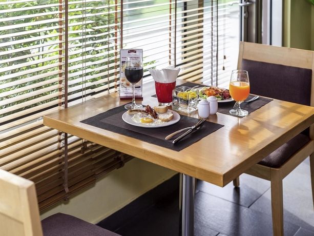 Imagen del bar/restaurante del Hotel Ibis Saigon South. Foto 11