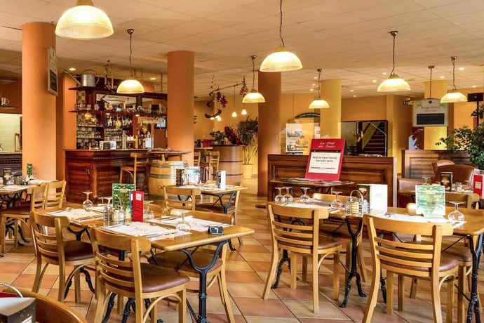 Imagen del bar/restaurante del Hotel Ibis Saint Die Des Vosges. Foto 5