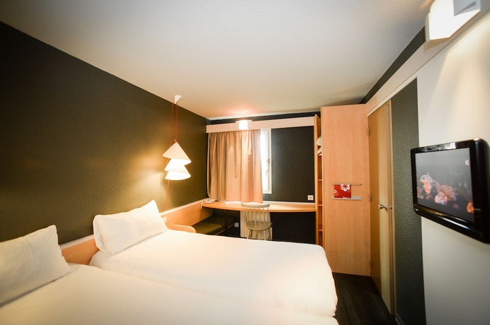 Imagen de la habitación del Hotel Ibis Saint Lo La Chevalerie. Foto 13