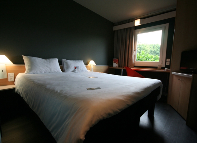 Imagen de la habitación del Hotel Ibis Saint Malo La Madeleine. Foto 12