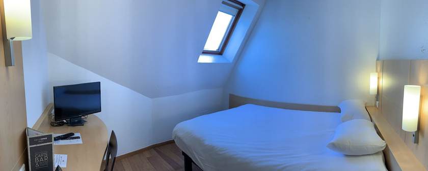 Imagen de la habitación del Hotel Ibis Saint Quentin Basilique. Foto 14
