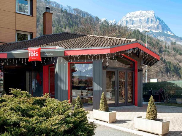 Imagen del bar/restaurante del Hotel Ibis Sallanches Porte Du Mont Blanc. Foto 4
