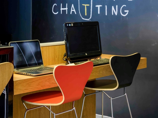 Imagen de los interiores del Hotel Ibis Salvador Rio Vermelho. Foto 11