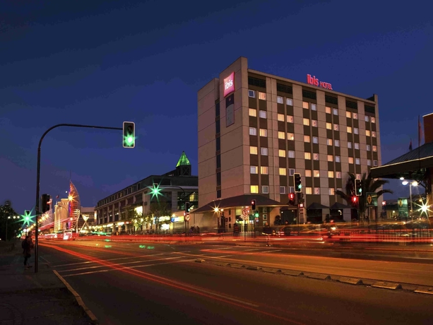 Imagen general del Hotel Ibis Santiago Estación Central. Foto 3