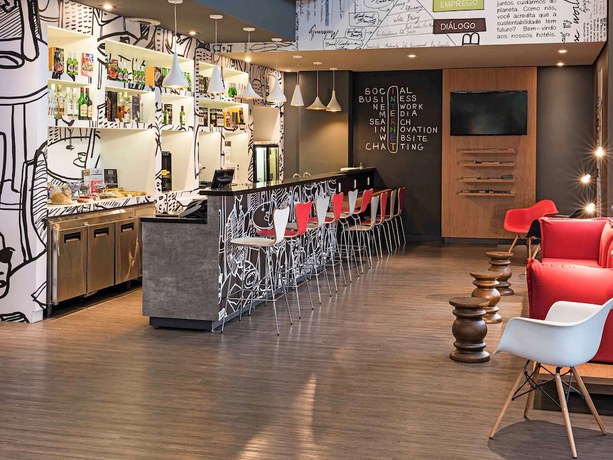 Imagen de los interiores del Hotel Ibis Santo Andre. Foto 12