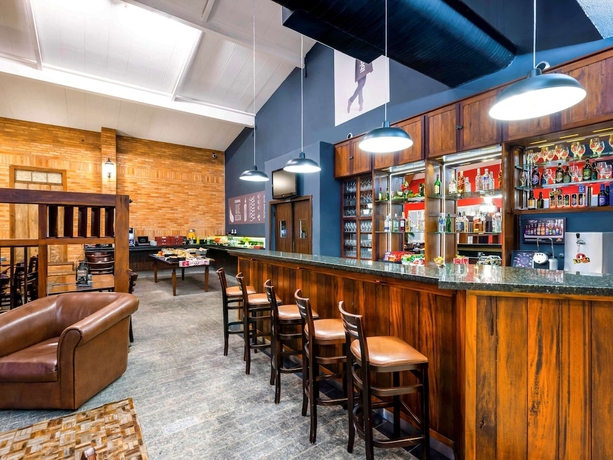 Imagen del bar/restaurante del Hotel Ibis Sao Carlos. Foto 4