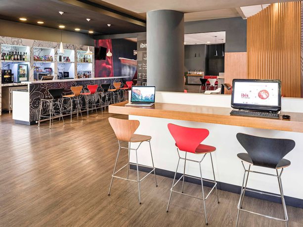 Imagen de los interiores del Hotel Ibis Sao Jose Dos Campos Dutra. Foto 20