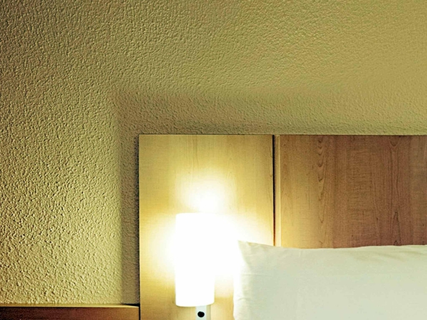 Imagen de la habitación del Hotel Ibis Sarcelles. Foto 5