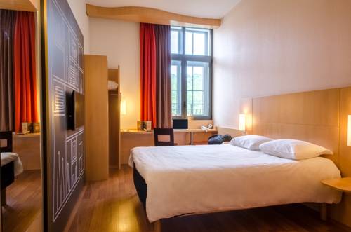 Imagen de la habitación del Hotel Ibis Sarlat Centre. Foto 4