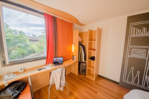 Imagen de la habitación del Hotel Ibis Sarlat Centre. Foto 6