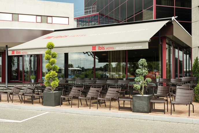 Imagen de los exteriores del Hotel Ibis Schiphol Amsterdam Airport. Foto 11