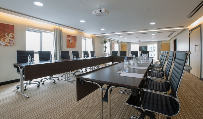 Imagen de los interiores del Hotel Ibis Seef Manama. Foto 11