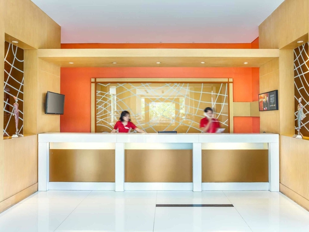Imagen de los interiores del Hotel Ibis Semarang Simpang Lima. Foto 9