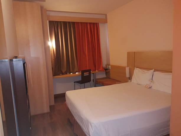 Imagen de la habitación del Hotel Ibis Sertaozinho. Foto 8