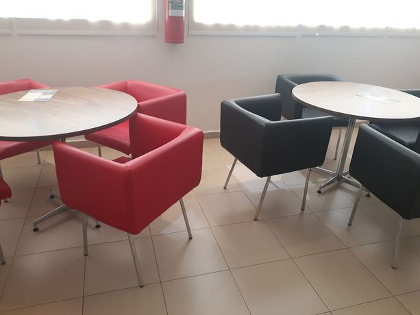 Imagen del bar/restaurante del Hotel Ibis Sertaozinho. Foto 4