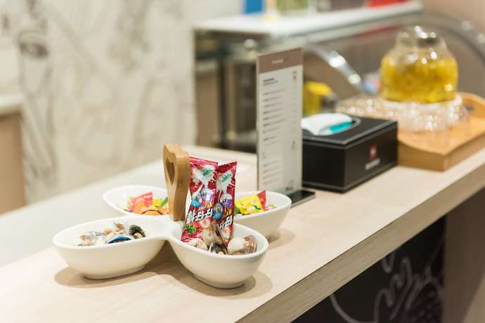Imagen de los interiores del Hotel Ibis Shanghai Changshou. Foto 16