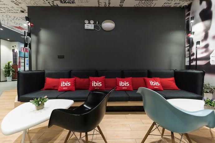 Imagen de los interiores del Hotel Ibis Shanghai Changshou. Foto 17