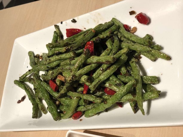 Imagen del bar/restaurante del Hotel Ibis Shanghai Hongqiao Transport Hub Qibao. Foto 8