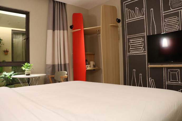 Imagen de la habitación del Hotel Ibis Shanghai North The Bund Zhoujiazui Road. Foto 5