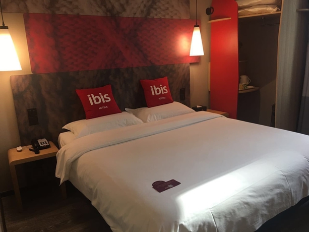 Imagen de la habitación del Hotel Ibis Shenyang North Station. Foto 16