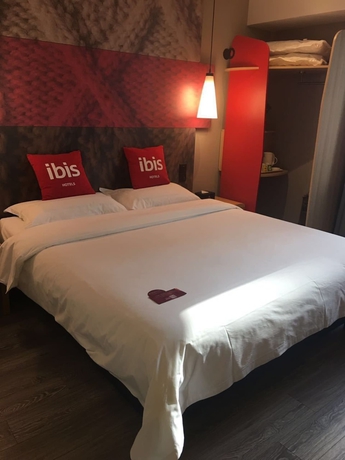 Imagen de la habitación del Hotel Ibis Shenyang North Station. Foto 17