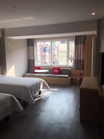 Imagen de la habitación del Hotel Ibis Shenyang North Station. Foto 18