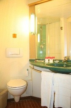 Imagen de la habitación del Hotel Ibis Shenyang Taiyuan Street. Foto 8