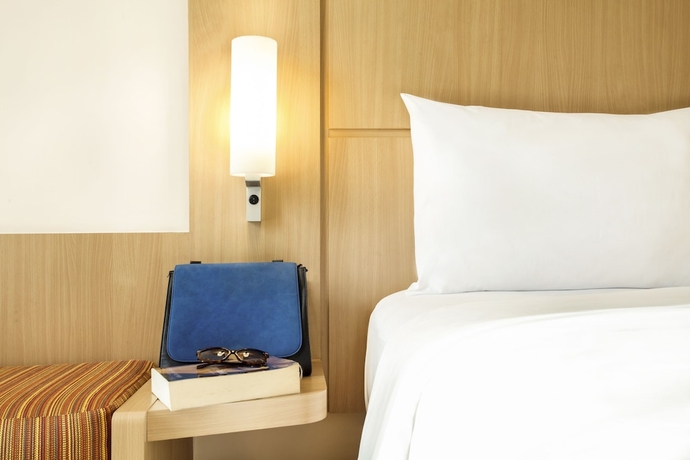 Imagen de la habitación del Hotel Ibis Sisteron. Foto 3