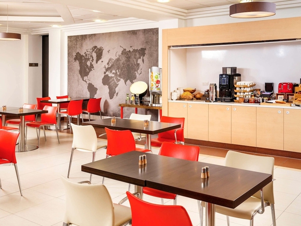 Imagen del bar/restaurante del Hotel Ibis Southampton Centre. Foto 6