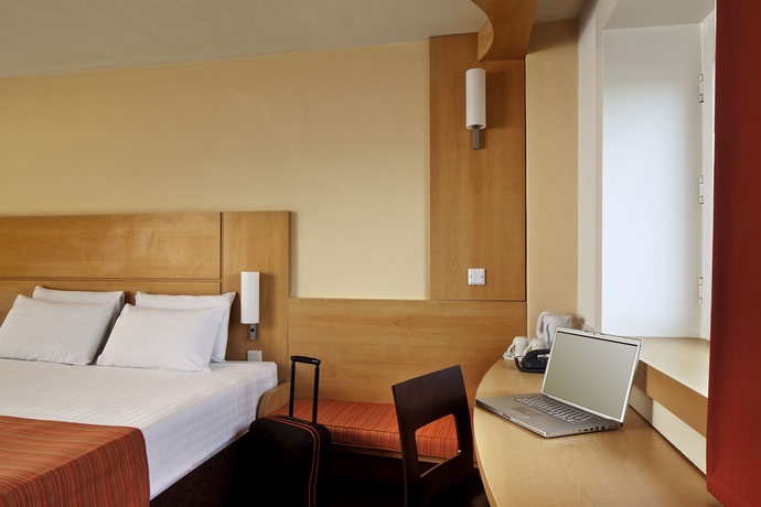 Imagen de la habitación del Hotel Ibis Stevenage Centre. Foto 12
