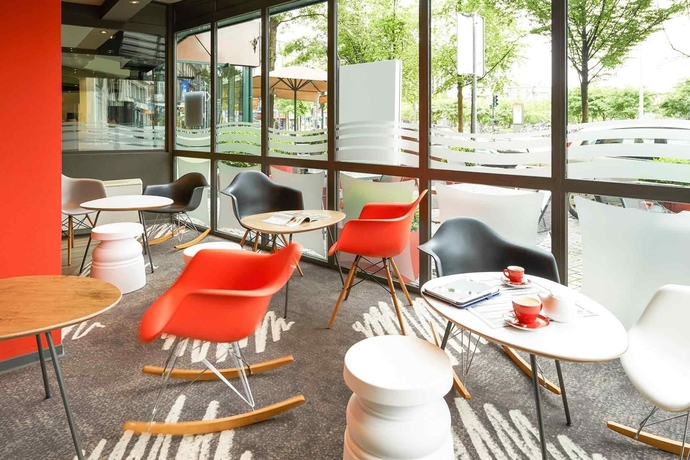 Imagen del bar/restaurante del Hotel Ibis Strasbourg Centre Gare. Foto 6