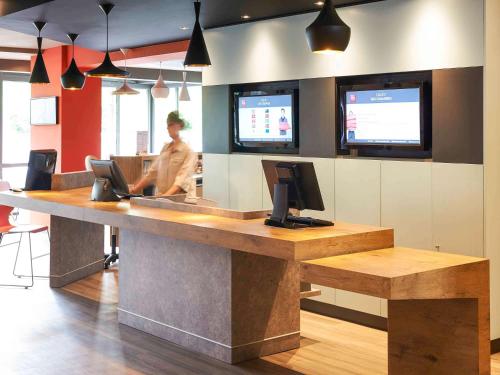 Imagen de los interiores del Hotel Ibis Strasbourg Centre Gare. Foto 11