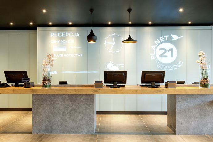 Imagen de los interiores del Hotel Ibis Stupino. Foto 15