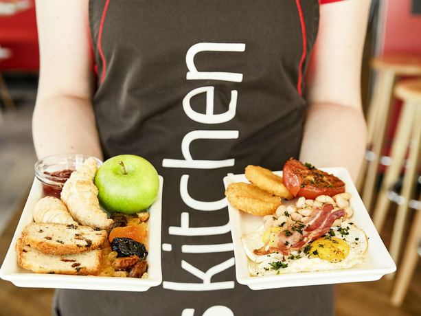 Imagen del bar/restaurante del Hotel Ibis Stupino. Foto 7