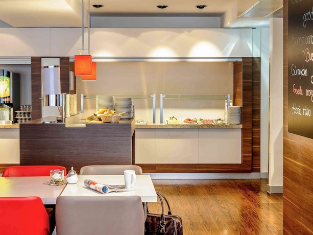 Imagen del bar/restaurante del Hotel Ibis Stuttgart Airport Messe. Foto 3