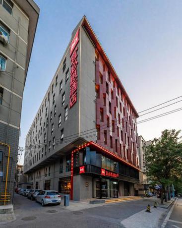 Imagen general del Hotel Ibis Styles - 260M from Guangji Street Subway Station. Foto 14
