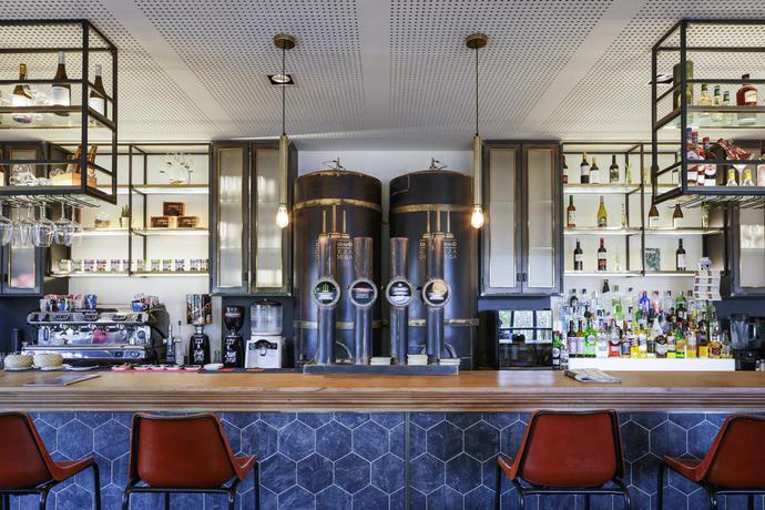 Imagen del bar/restaurante del Hotel Ibis Styles A Coruña. Foto 3