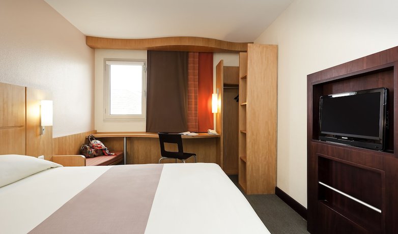 Imagen de la habitación del Hotel Ibis Styles Abidjan Plateau. Foto 17