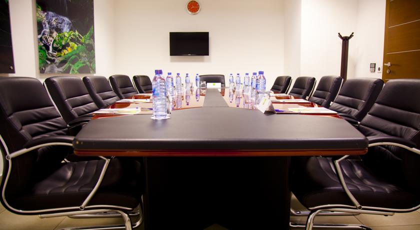 Imagen general del Hotel Ibis Styles Accra Airport. Foto 4