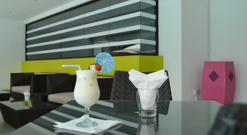 Imagen general del Hotel Ibis Styles Accra Airport. Foto 10