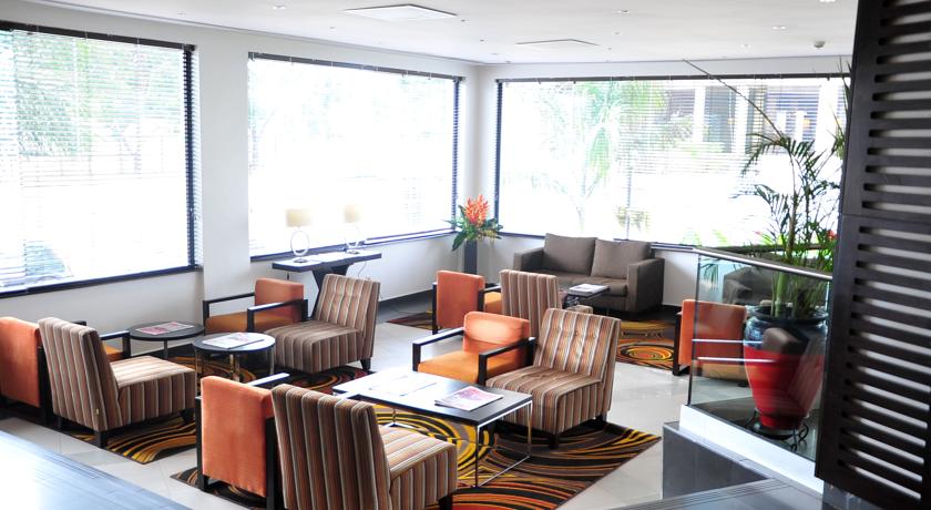 Imagen general del Hotel Ibis Styles Accra Airport. Foto 12