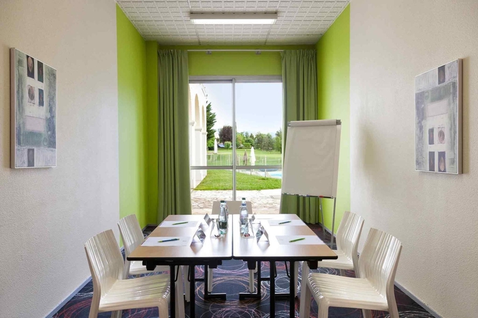 Imagen de los interiores del Hotel Ibis Styles Aix-les-bains Domaine De Marlioz. Foto 16