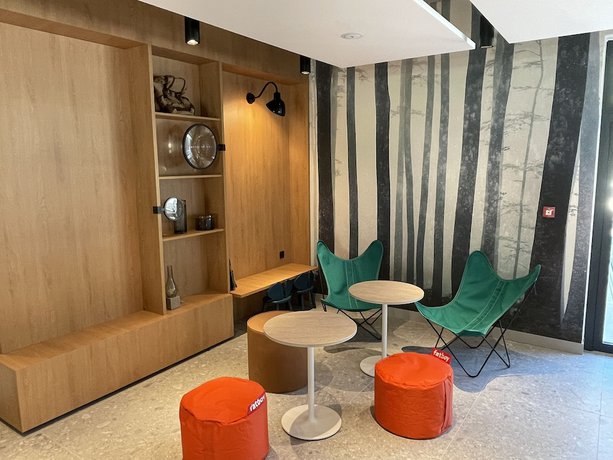 Imagen de los interiores del Hotel Ibis Styles Albertville. Foto 11