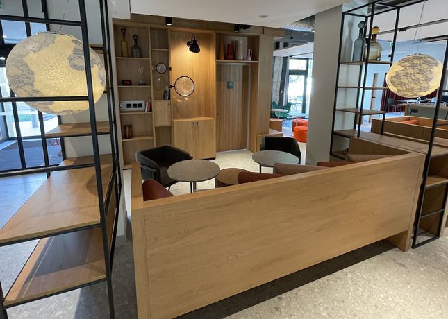 Imagen de los interiores del Hotel Ibis Styles Albertville. Foto 14