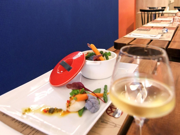 Imagen del bar/restaurante del Hotel Ibis Styles Albi Centre Le Theatro. Foto 7