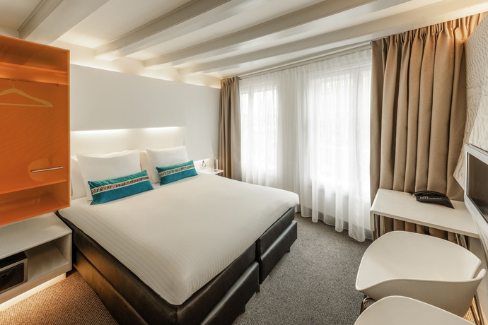 Imagen de la habitación del Hotel Ibis Styles Amsterdam Central Station. Foto 6