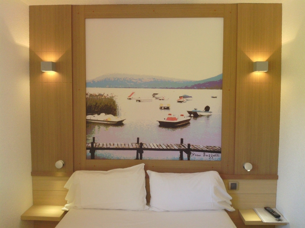 Imagen de la habitación del Hotel Ibis Styles Annecy Gare Centre. Foto 9