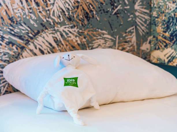 Imagen de la habitación del Hotel Ibis Styles Antibes. Foto 16
